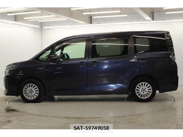 Toyota VOXY HYBRID 2014-08 4604436-7