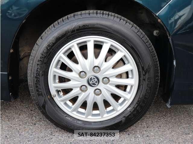 Toyota VOXY HYBRID 2014-04 4604431-28