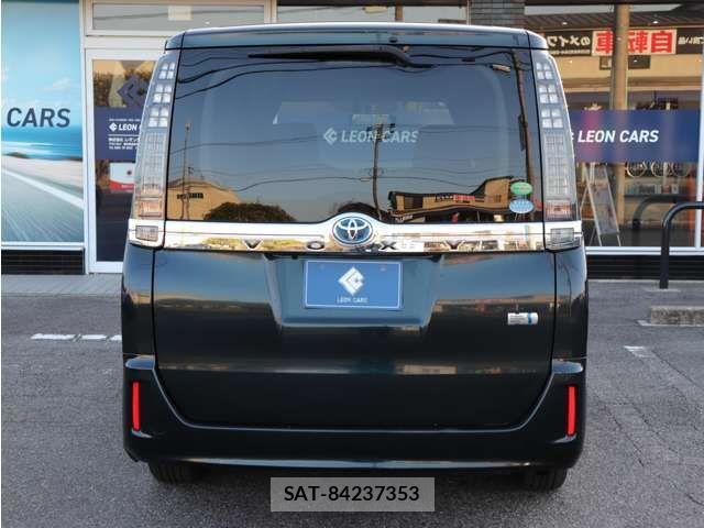 Toyota VOXY HYBRID 2014-04 4604431-6