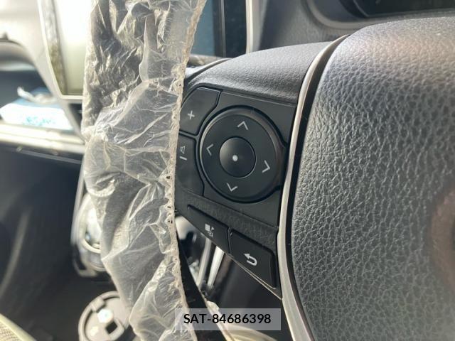 Toyota VOXY HYBRID 2017-08 4604420-12