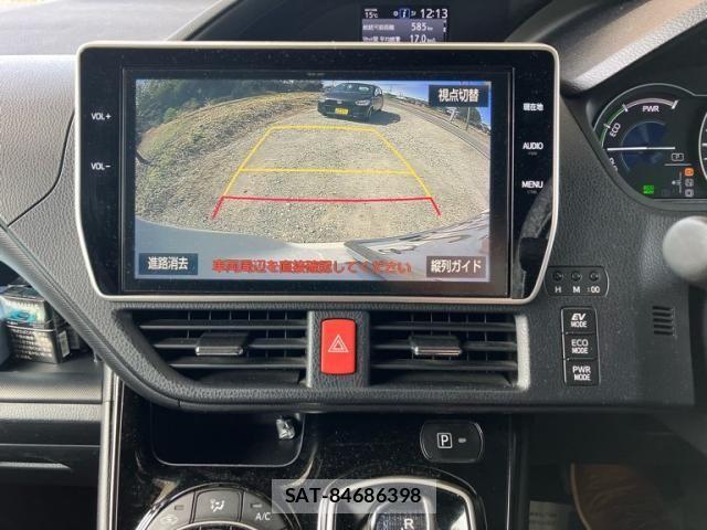 Toyota VOXY HYBRID 2017-08 4604420-15