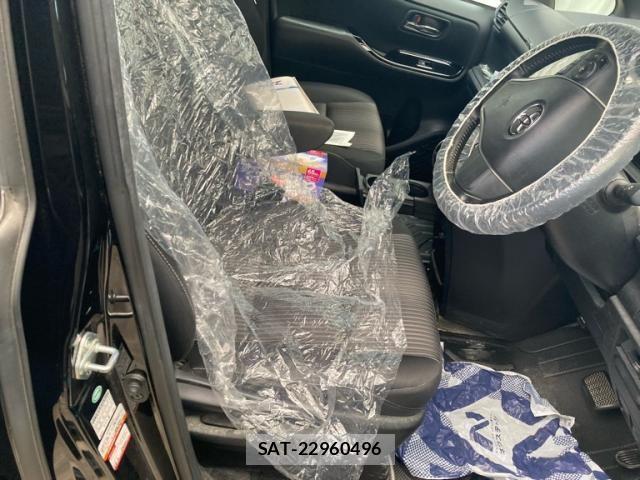 Toyota VOXY HYBRID 2018-06 4604414-12