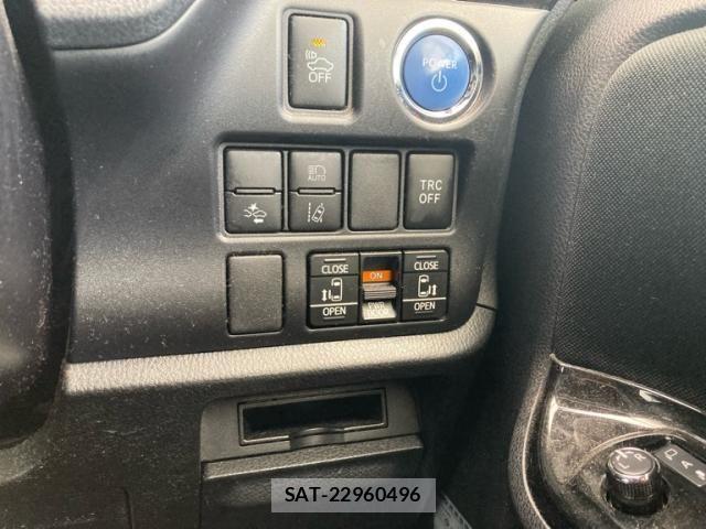 Toyota VOXY HYBRID 2018-06 4604414-14