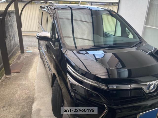 Toyota VOXY HYBRID 2018-06 4604414-1