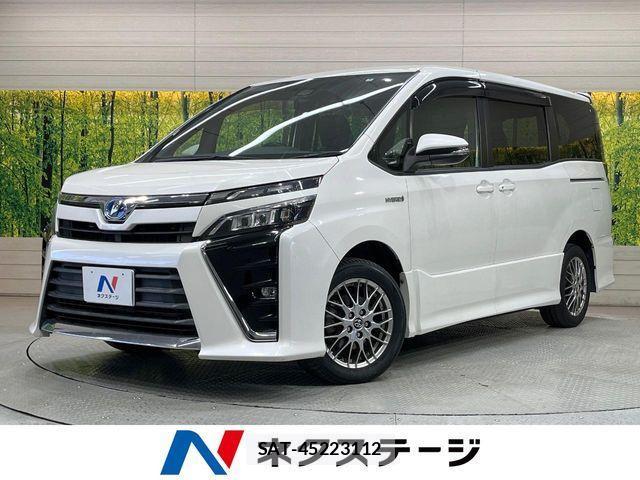 Toyota VOXY HYBRID 2017-07 4604417-0