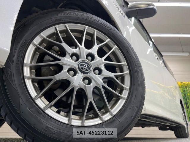 Toyota VOXY HYBRID 2017-07 4604417-13