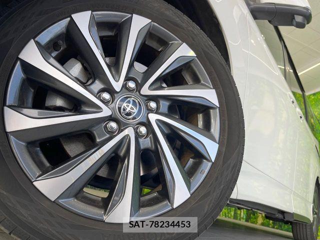 Toyota VOXY HYBRID 2023-04 4641569-13