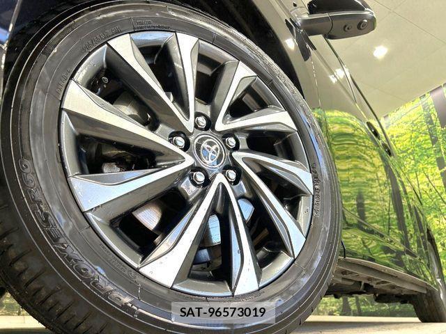 Toyota VOXY HYBRID 2025-04 4641563-13