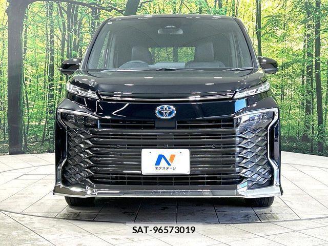 Toyota VOXY HYBRID 2025-04 4641563-14