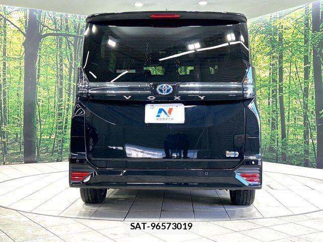Toyota VOXY HYBRID 2025-04 4641563-15