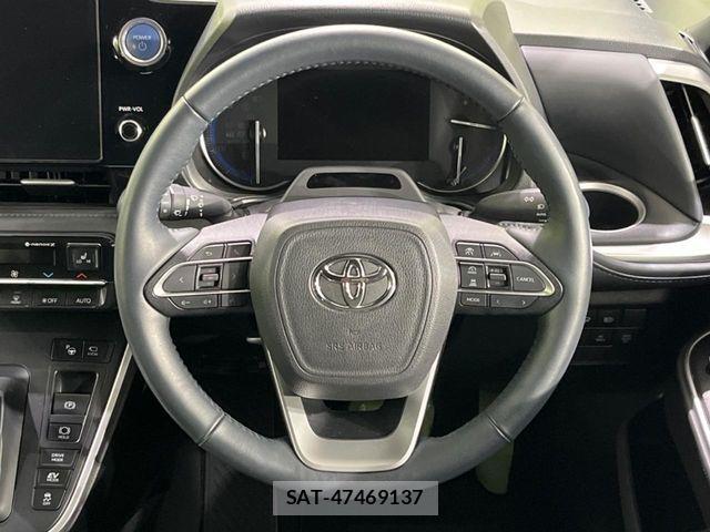 Toyota VOXY HYBRID 2023-07 4994032-10