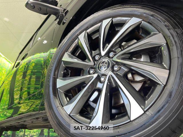 Toyota VOXY HYBRID 2023-09 4993975-13