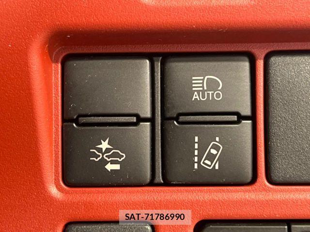 Toyota VOXY HYBRID 2018-01 4994150-5