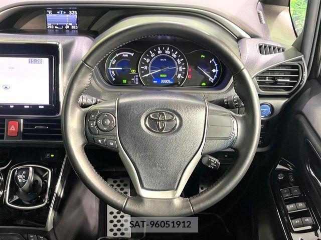Toyota VOXY HYBRID 2019-12 4994126-11