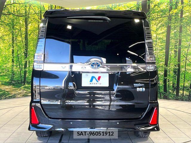 Toyota VOXY HYBRID 2019-12 4994126-15