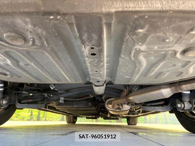 Toyota VOXY HYBRID 2019-12 4994126-18