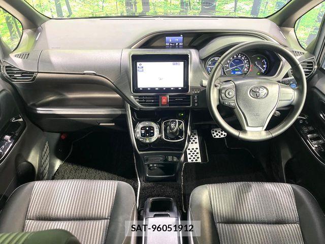 Toyota VOXY HYBRID 2019-12 4994126-1