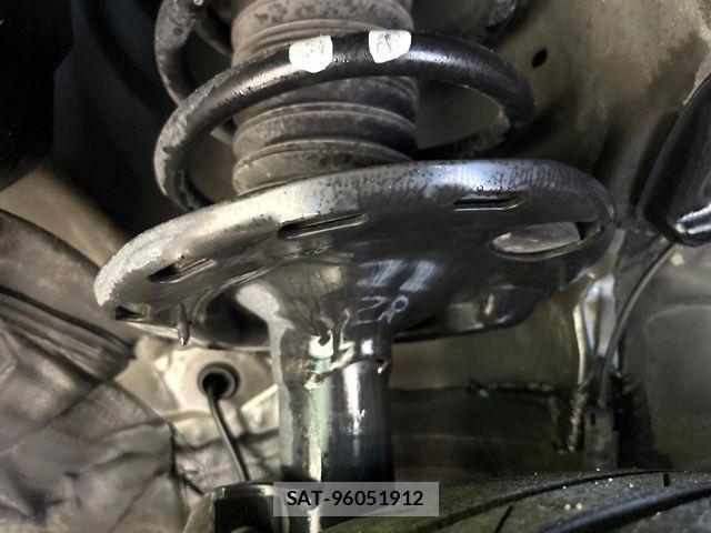 Toyota VOXY HYBRID 2019-12 4994126-19