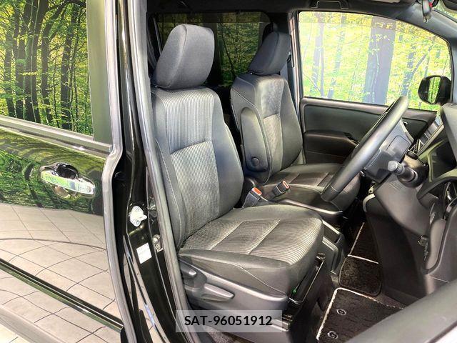Toyota VOXY HYBRID 2019-12 4994126-8