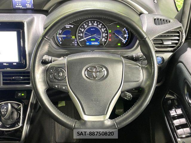 Toyota VOXY HYBRID 2020-07 4994122-11
