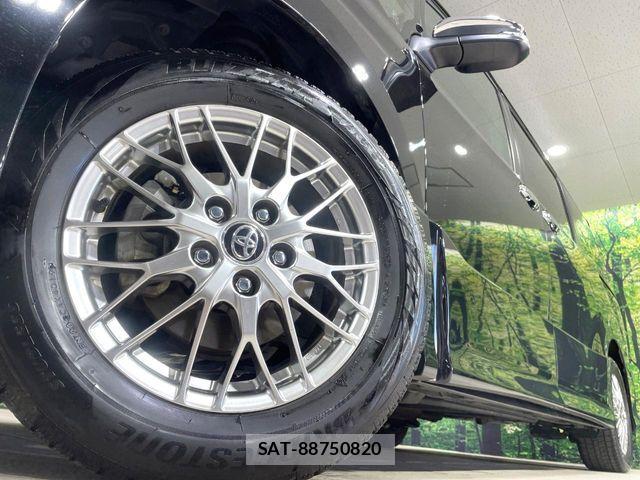 Toyota VOXY HYBRID 2020-07 4994122-13