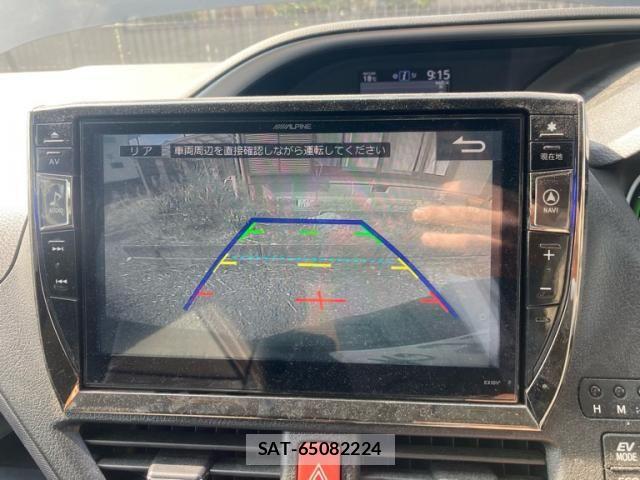 Toyota VOXY HYBRID 2016-08 5882720-16