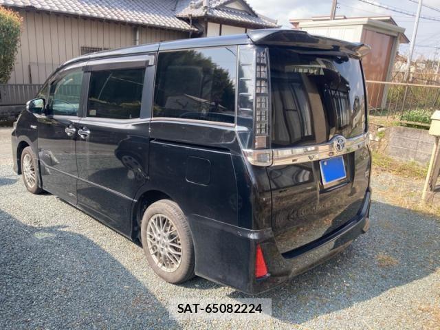 Toyota VOXY HYBRID 2016-08 5882720-1