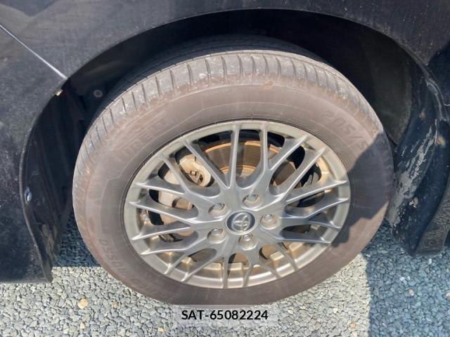 Toyota VOXY HYBRID 2016-08 5882720-4