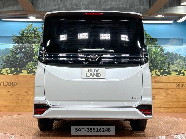 Toyota VOXY HYBRID 2026-02 5882591-14