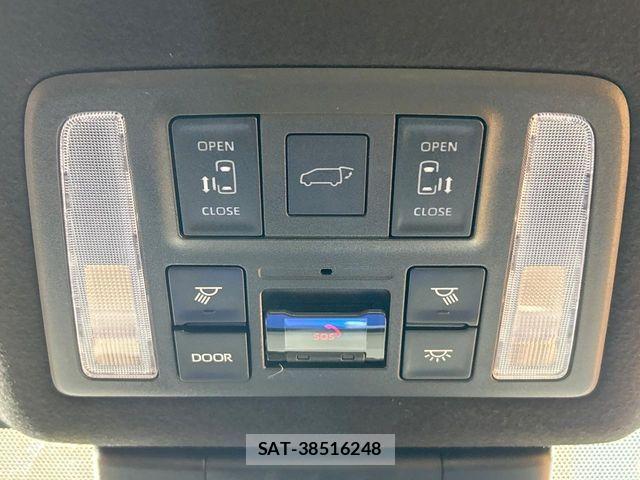 Toyota VOXY HYBRID 2026-02 5882591-5
