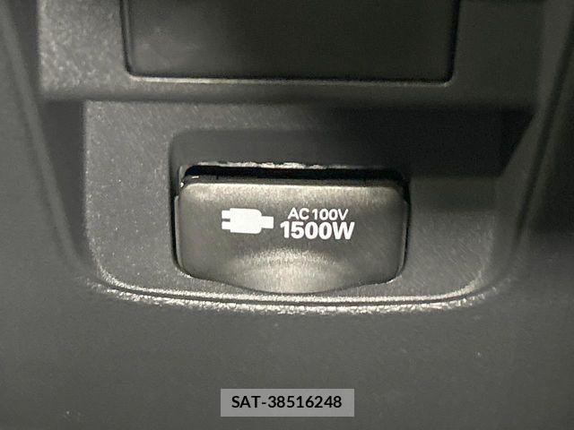 Toyota VOXY HYBRID 2026-02 5882591-6