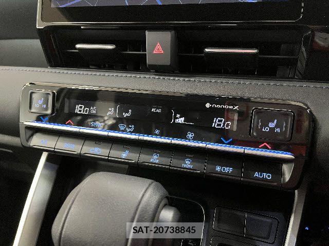 Toyota VOXY HYBRID 2026-02 5882597-14