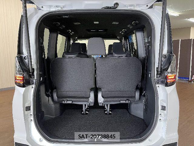 Toyota VOXY HYBRID 2026-02 5882597-20