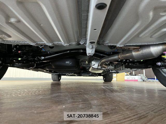 Toyota VOXY HYBRID 2026-02 5882597-23