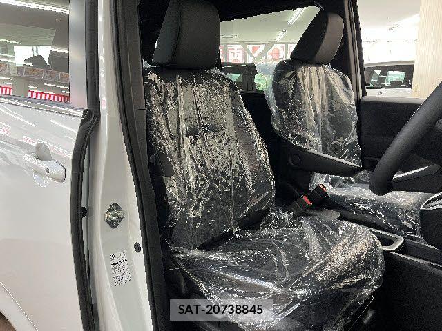 Toyota VOXY HYBRID 2026-02 5882597-3