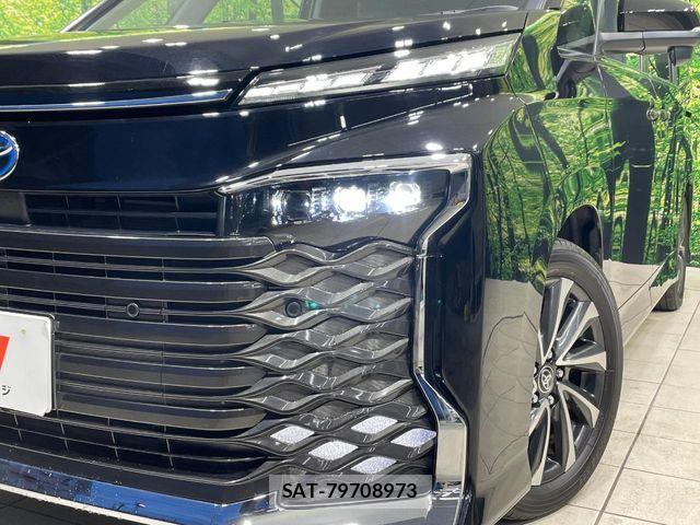Toyota VOXY HYBRID 2024-09 5882640-11