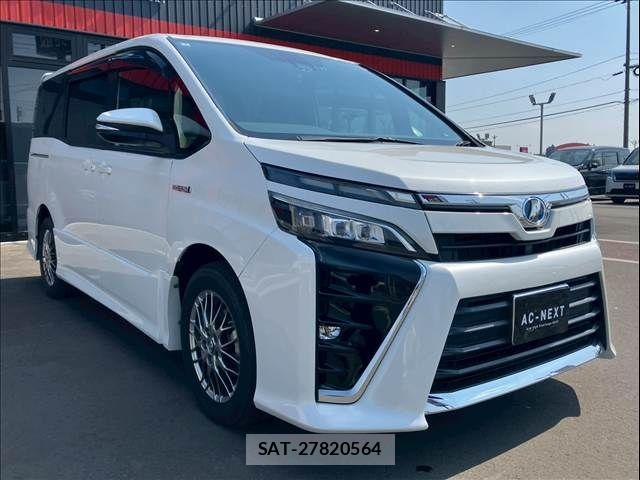 Toyota VOXY HYBRID 2018-03 5882687-18