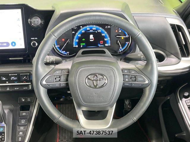 Toyota VOXY HYBRID 2025-03 5882598-11
