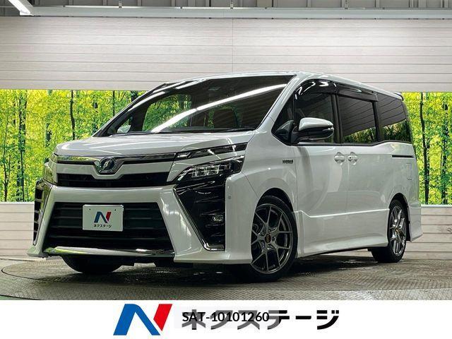 Toyota VOXY HYBRID 2017-11 5882709-0