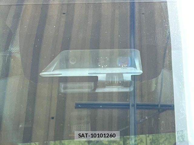 Toyota VOXY HYBRID 2017-11 5882709-7