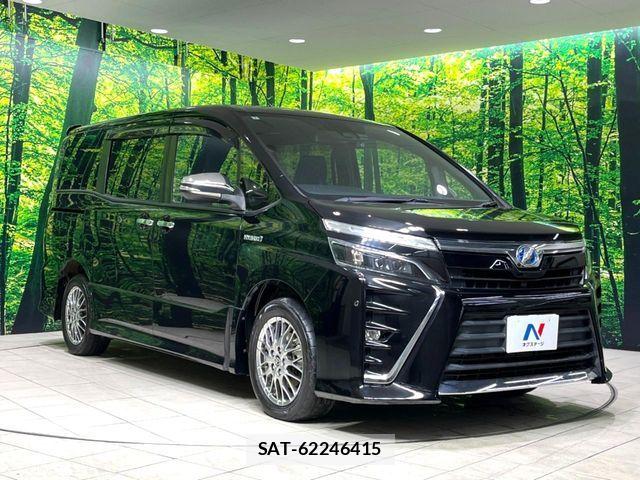 Toyota VOXY HYBRID 2018-03 5882691-16
