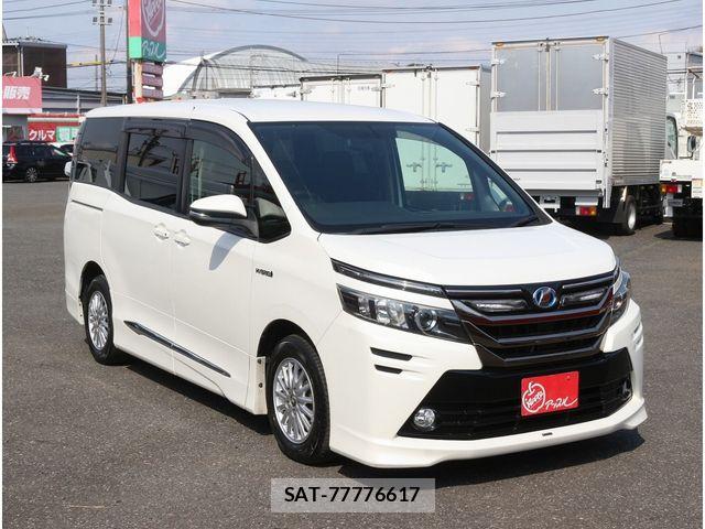 Toyota VOXY HYBRID 2014-05 5882723-24
