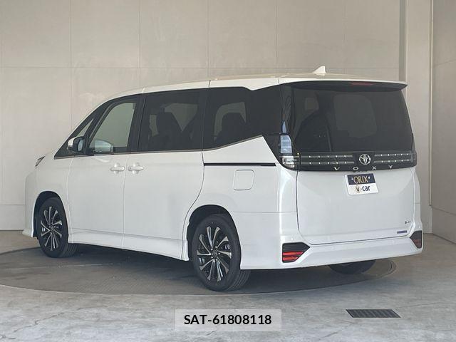 Toyota VOXY HYBRID 2026-03 5882586-7