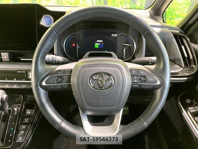 Toyota VOXY HYBRID 2022-11 6022933-10