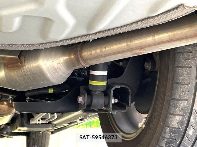Toyota VOXY HYBRID 2022-11 6022933-19