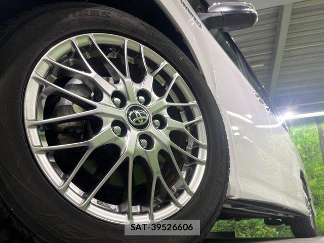 Toyota VOXY HYBRID 2019-03 6022977-15