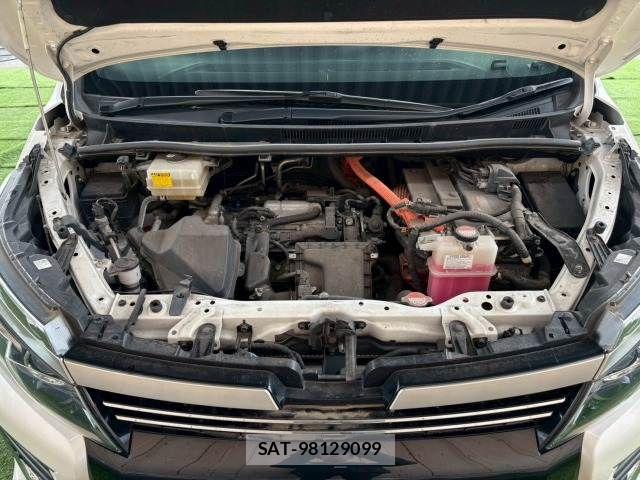 Toyota VOXY HYBRID 2016-11 6022994-17