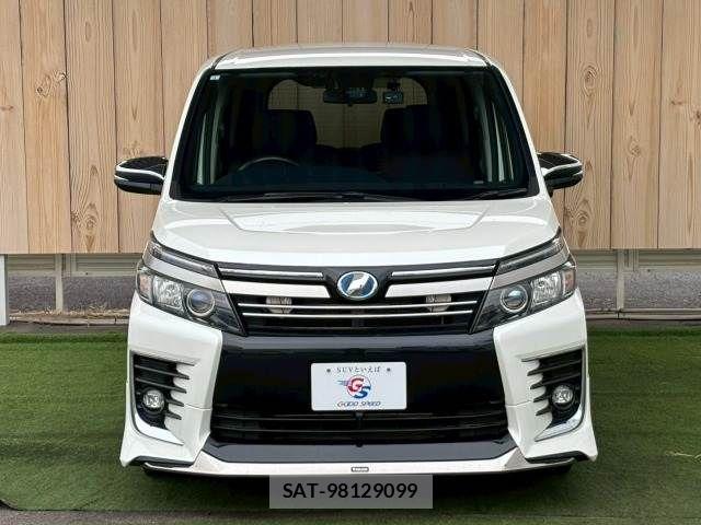 Toyota VOXY HYBRID 2016-11 6022994-3