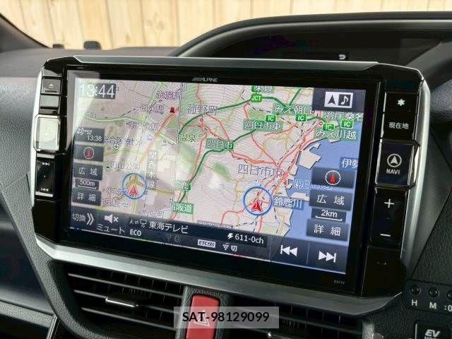 Toyota VOXY HYBRID 2016-11 6022994-4