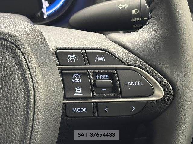 Toyota VOXY HYBRID 2022-05 6022884-10